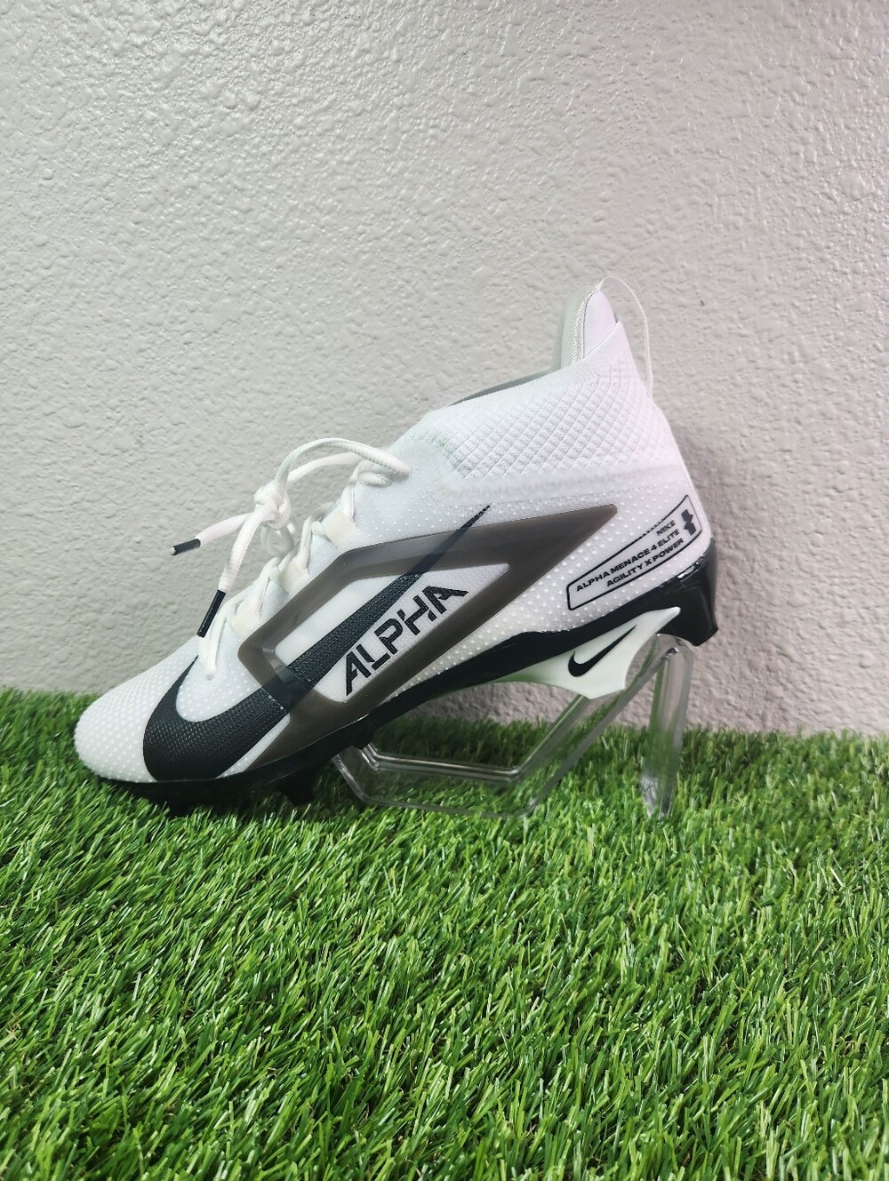 Nike Men's 13 Alpha Menace 4 Elite Black White Football Cleats IB2501-100